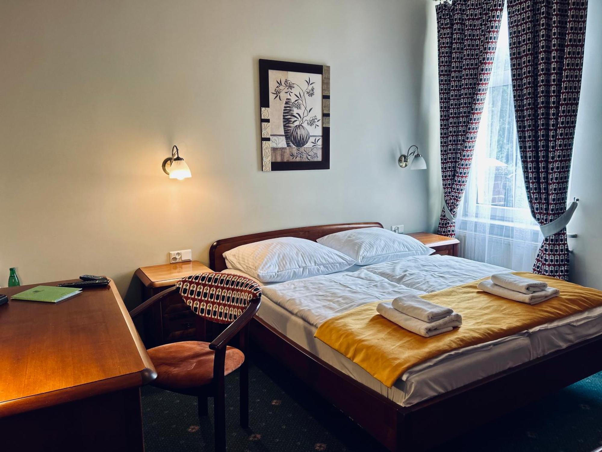 Park Hotel شفيدنيتسا المظهر الخارجي الصورة
